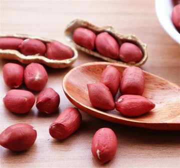 La bellezza delle arachidi nel cibo asiatico